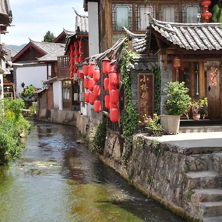 Golden Waterfront Inn Lijiang (Yunnan) Bagian luar foto