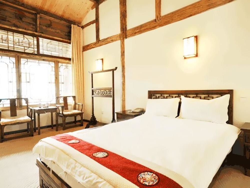 Golden Waterfront Inn Lijiang (Yunnan) Bagian luar foto