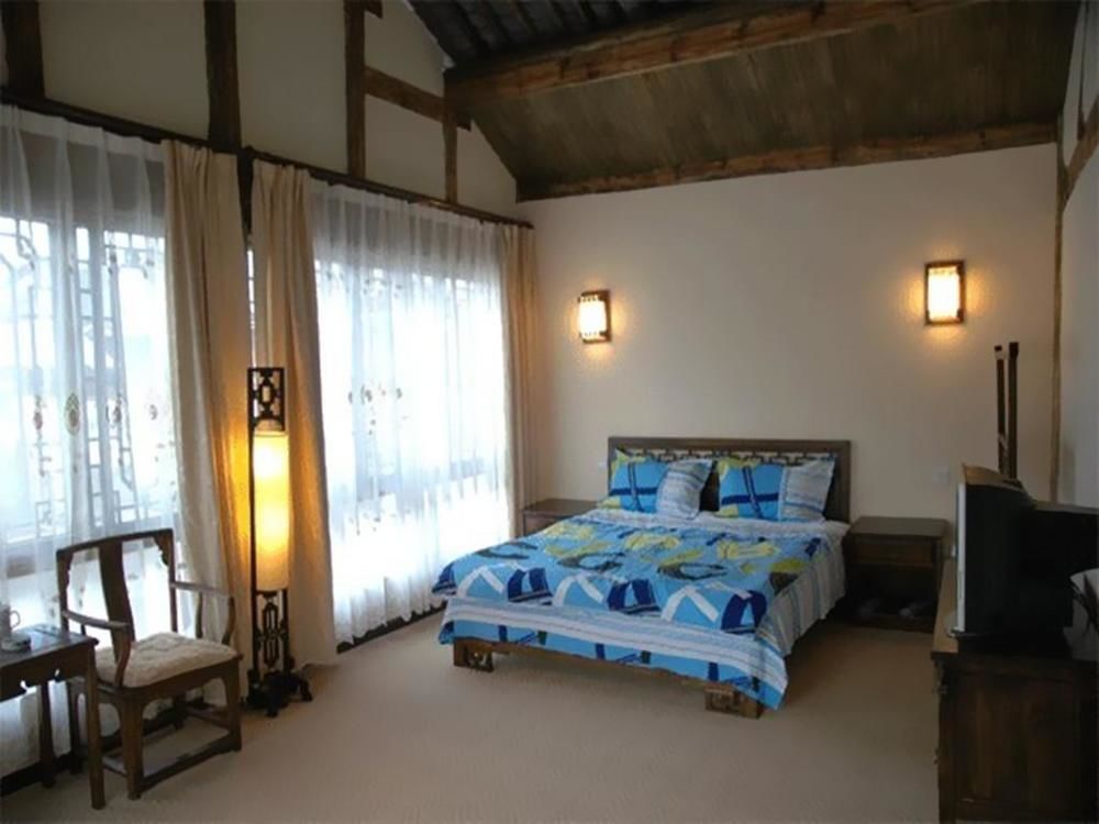 Golden Waterfront Inn Lijiang (Yunnan) Bagian luar foto